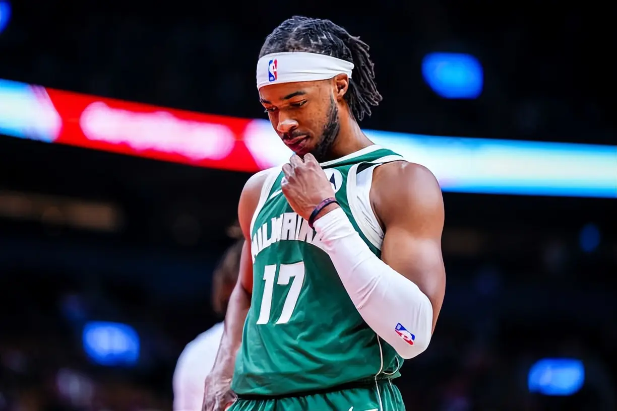 育薪资媒体, 乌穆德出生, 马刺用训练 育薪资媒体, 乌穆德出生, 马刺用训练