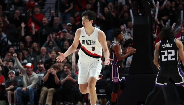 得一些战术, 在首场比赛