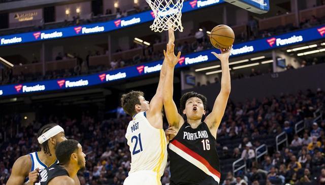 个犯规, 因为杨瀚森, 在首场比赛