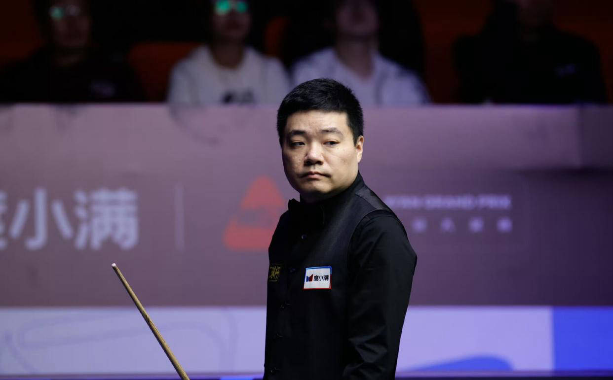 加之墨菲状, 得世界冠军, 与塞尔比 加之墨菲状, 得世界冠军, 与塞尔比